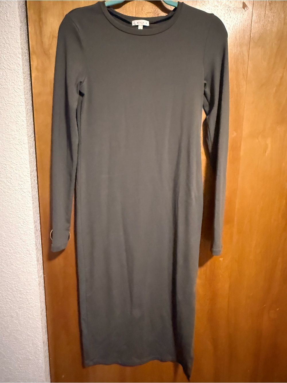 Long Sleeve Midi Dress in oouv- Women